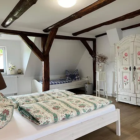 Fewo's Am Gutshaus Im Ostseeland ファームステイ Neu Jornstorf